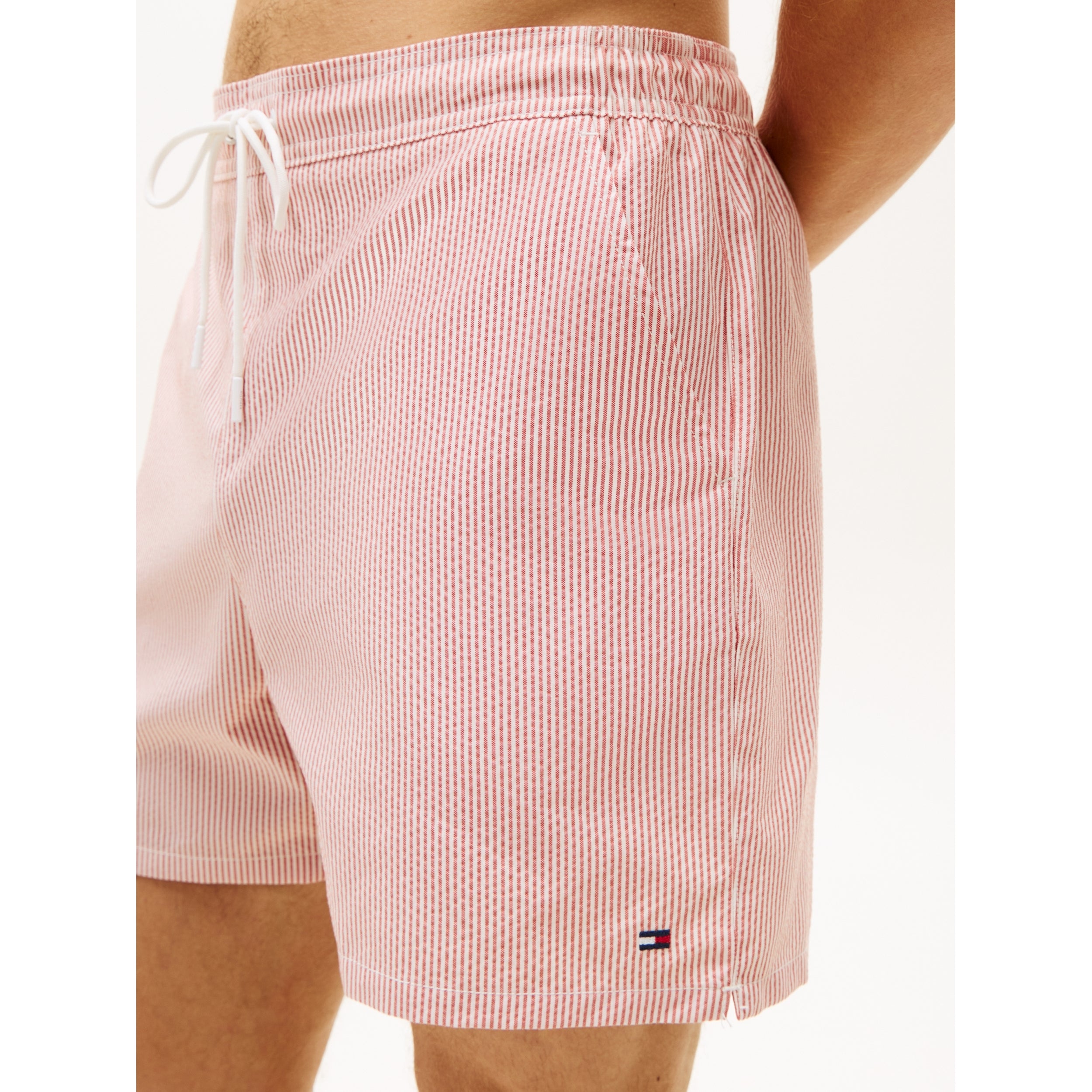 Mittellange Badeshorts RED Bild 5
